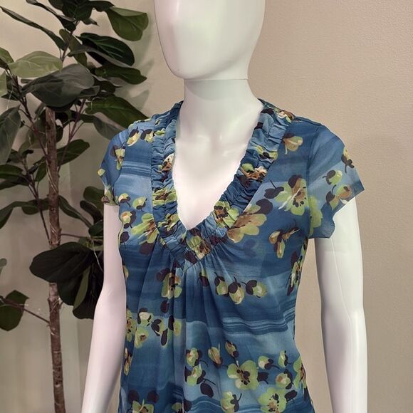 Sweet Pea Floral Double Mesh Tee Size XL Cap Sleeve Ruched Ruffle Deep V Neck - Picture 9 of 12